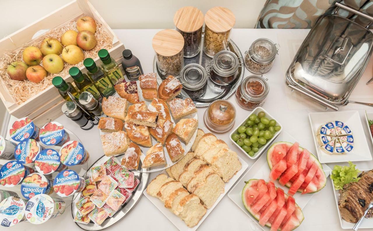 Gosciniec Witomino Bed & Breakfast กดิเนีย ภายนอก รูปภาพ