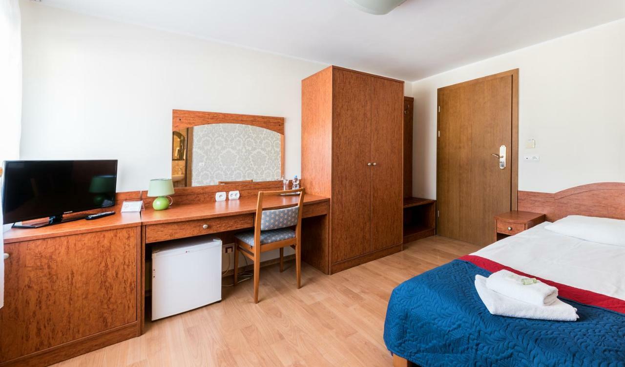 Gosciniec Witomino Bed & Breakfast กดิเนีย ภายนอก รูปภาพ